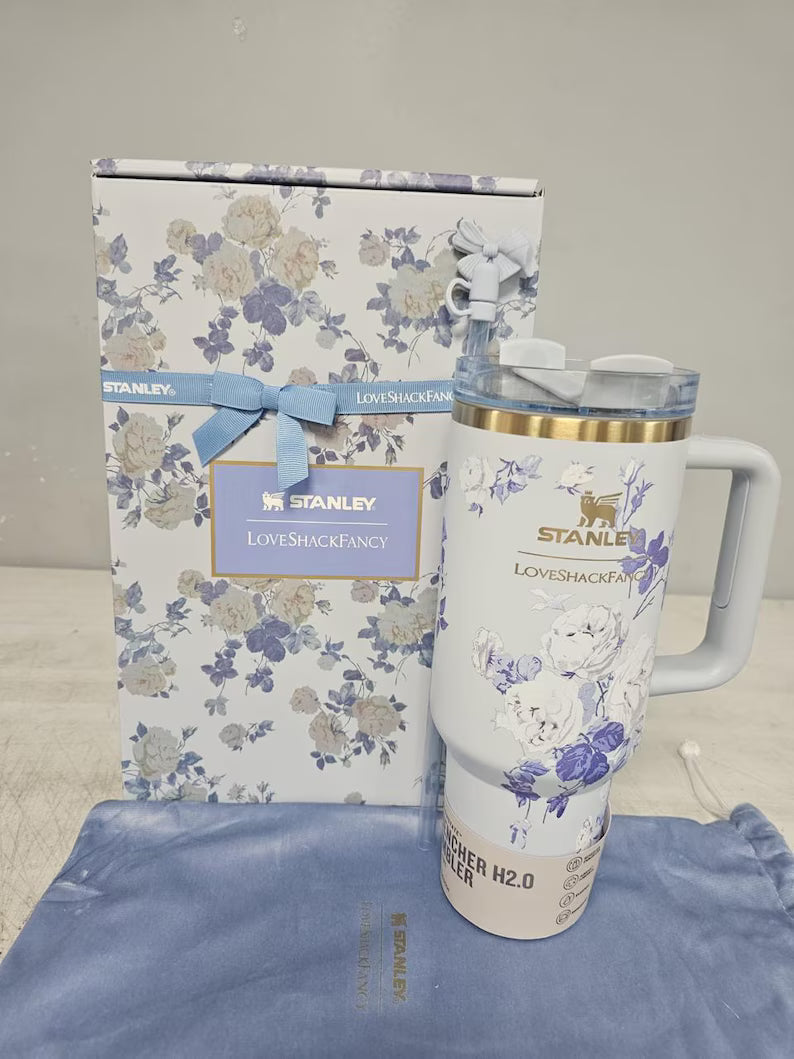 Stanley LoveShackFancy 40 oz Quencher Everblooming Rosettes Blue Practical gift