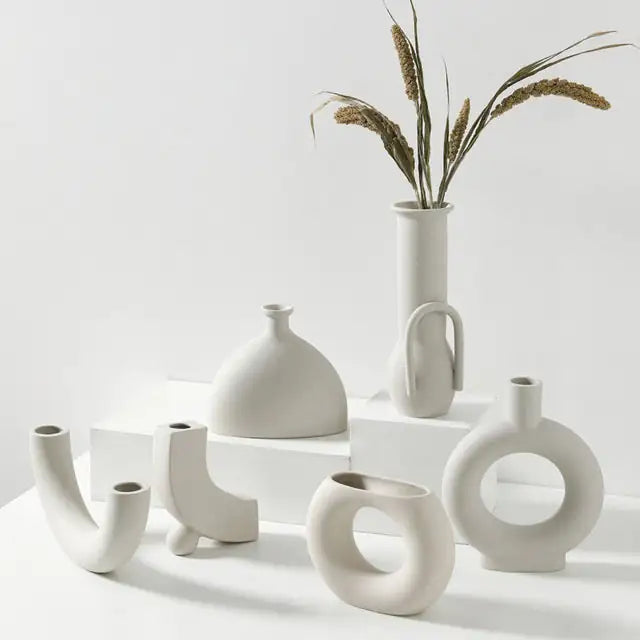 Nordic Minimalist Ceramic Vase – Modern Scandinavian Home Decor